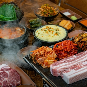 ‘생방송투데이’ 서울 방이동 동태탕 맛집, 꽉 찬 살과 얼큰한 국물…김포 팔도김치삼겹살 고깃집 위치는?