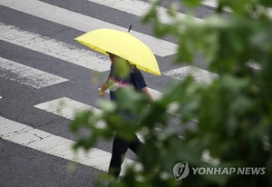 수요일 &apos;하지&apos; 오후까지 대부분 지역 비…밤사이 시간당 10~20㎜(내일 날씨)