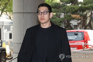 ‘불법 촬영 징역’ 래퍼 뱃사공, 오늘(3일) 항소심 2차 공판 [TOP이슈]