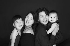 이필모♥서수연, 붕어빵 가족사진…우월한 유전자 입증