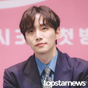 &apos;킹더랜드&apos; 이준호, 화제성·브랜드 평판 다 잡았다…&apos;뉴스룸&apos; 출격