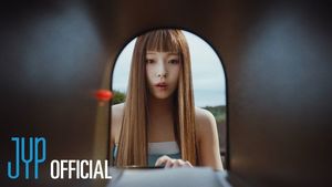 엔믹스, 타이틀곡 &apos;파티 어클락&apos; 티저 공개…JYP 박진영 곡 작업 참여