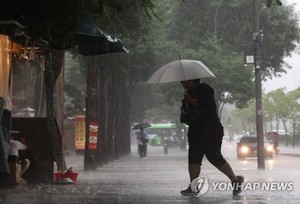 서울 집중호우에 1호선 일부구간 한때 운영 중단…현재는 재개