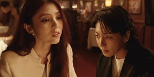 [BTS News] 방탄소년단 정국 &apos;Seven&apos; 티저, 14시간 만에 유튜브 &apos;전세계 인기 MV 1위&apos;→조회수 1000만 돌파 &apos;압도적 글로벌 파급력&apos;