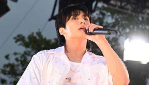 [BTS News] 방탄소년단 정국, 완벽 라이브 퍼포먼스로 美 뉴욕 뜨겁게 달궜다…美 ‘2023 Summer Concert Series’서 솔로 싱글 ‘Seven’ 무대 최초 공개