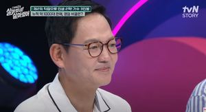 가수 김민우, 세일즈맨 활동 근황…가족에도 &apos;관심&apos;