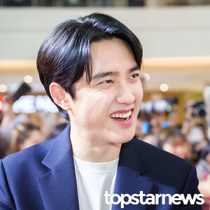 도경수, ‘찐 행복 미소’ (더 문 레드카펫 쇼케이스) [HD포토]