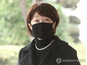 SNS에 &apos;쥴리 스펠링 아나&apos; 진혜원 검사 불구속 기소…김건희 여사 명예훼손 혐의