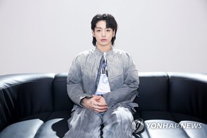 BTS 정국 &apos;세븐&apos;, 영국 싱글 차트 9주 연속 진입