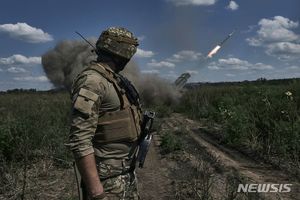 미국, 우크라에 2600억원 규모 추가 군사지원…하이마스 탄약 등(러시아 우크라이나 전쟁)