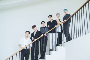 유키스, &apos;데뷔 15주년 프로젝트&apos; 마무리…"이제 다 함께 꽃길만 걷길"