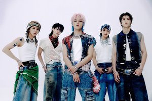 NCT의 &apos;Golden Age - The 4th Album&apos; 28일 리테일차트 1위(67,698장)…영탁·포르테나·유노윤호·티아이오티 판매량 TOP5