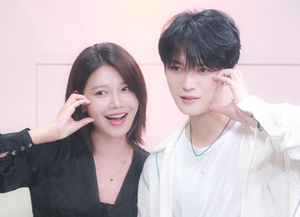 ‘재친구’ 김재중, 소녀시대 수영과 재회…“이 조합 상상했나”