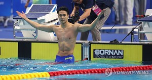 [아시안게임] 백인철, 한국·대회신으로 접영 50ｍ 우승…남자 접영 최초(종합2보)