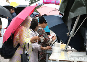 전국 곳곳서 비…귀경길 교통안전 유의[내일날씨]