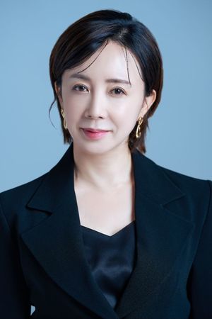 귀순가수 김혜영, &apos;시앤올&apos; 손잡고 활동 재개