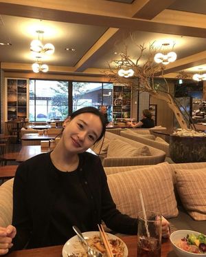 &apos;9살 연상♥&apos; 손연재, 살짝 보이는 D라인…변치 않는 상큼미소