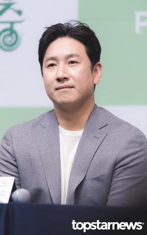 &apos;이선균 사주 풀이&apos; 영상 제작사 측, "해당 역술가 2년 전쯤 세상 떠나" 입장 밝혀