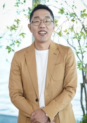 "안 불러줘"…김제동, 3년만 &apos;성지순례&apos; 복귀한 까닭