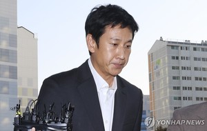 이선균이 공갈로 고소한 강남 유흥업소 여실장 구속 기소