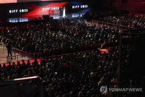 부산국제영화제 혁신위 활동 마감…임원 공모제·추천위 도입