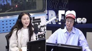 &apos;9살 연하♥&apos; 최지우 "3살 딸 미모? 엄마 따라오려면 한참 멀었다"