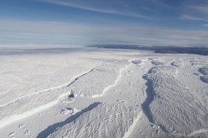 "북극 최대 북그린란드 빙붕, 1978년 이후 35% 녹아"…모두 녹으면 해수면 2.1ｍ 상승(지구온난화)