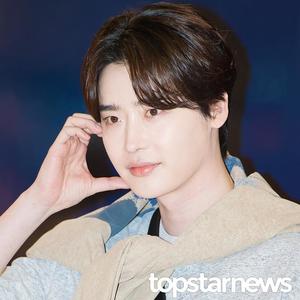 &apos;아이유♥&apos; 이종석, 콘텐츠 제작 나선다…&apos;제작사 설립&apos; 준비 중