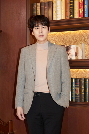 슈주 규현, 흉기난동 말리다 부상…"가벼운 찰과상"