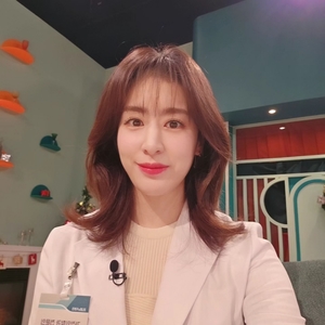&apos;주진모♥&apos; 민혜연, 더 예뻐졌네…방송 활동도 열심히 하는 의사