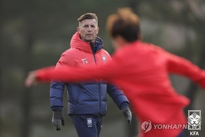 여자축구 벨호, 체코·포르투갈과 평가전 치르러 출국