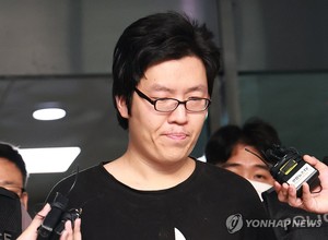 &apos;신림동 성폭행 살인&apos; 최윤종, 1심 사형 구형…"전혀 반성 없어"