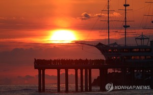 새해 첫 일출 독도서 7시 26분…전국서 대체로 볼 수 있어