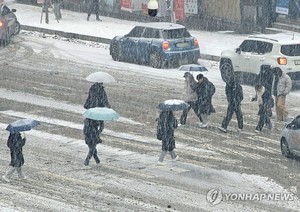 서울 1981년 이후 12월 최대 적설…올해 마지막날까지 눈·비(날씨)