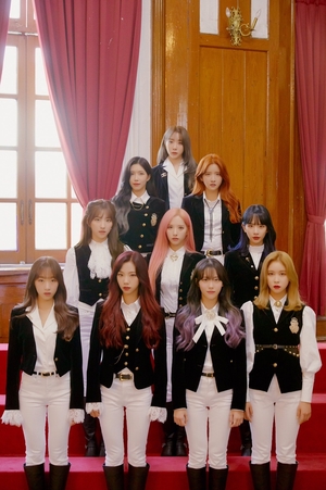 새해만 되면 역주행…우주소녀 &apos;이루리&apos; 실시간 차트 1위