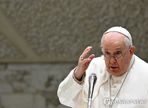 "전쟁은 광기" 교황, 평화 호소…日 지진피해도 언급