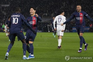 이강인, 킥오프 3분 만에 시즌 3호골…PSG 12번째 슈퍼컵 우승(종합)