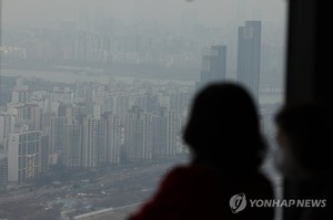 가장 춥다는 &apos;소한&apos; 하루 앞두고 &apos;포근&apos;…전국 미세먼지 &apos;나쁨&apos;(내일 날씨)