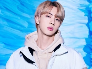 [BTS News] 방탄소년단 진, tvN 프리한 닥터에 &apos;2024년 초대박이 날 스타&apos;로 언급 ‘화제만발’