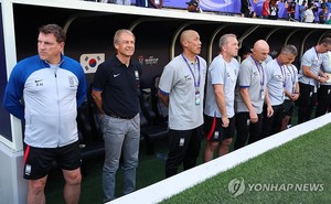 [아시안컵] 클린스만 감독 "중국 심판이 너무 일찍, 너무 많이 경고 줘"