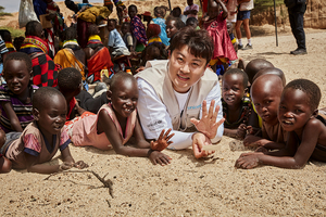 김호중, &apos;희망의빛 블루라이팅&apos;으로 따뜻한 사랑을 전한다…마음 아픈 감동의 사연으로 무대 예고