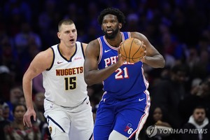 NBA 필라델피아 엠비드, 덴버 요키치와 &apos;MVP 대전&apos;서 완승