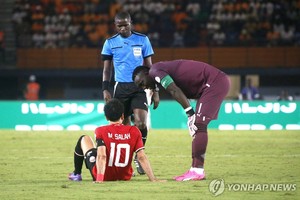 &apos;EPL 득점 공동선두&apos; 살라흐, 네이션스컵서 햄스트링 부상 악재