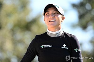 리디아 고, LPGA 개막전서 2타차 단독 선두…통산 20승 성큼(종합)