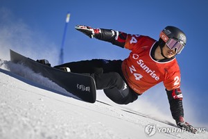 이상호, 스노보드 월드컵 남자 평행회전 4위…시즌 최고 성적