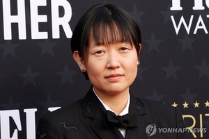 아카데미 작품상 후보 셀린 송 감독 "첫 영화로 인정받아 영광"