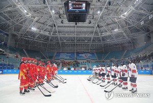 [청소년올림픽] 여자 3대3 아이스하키, 중국 꺾고 결승 진출…사상 첫 메달 확보