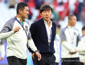 [아시안컵] 인니 축구 새역사 쓴 신태용 "다음 시나리오? 한국과 8강 격돌!"