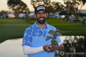 신인 파봉, 프랑스 선수 최초로 PGA 투어 우승…김성현 50위(종합)