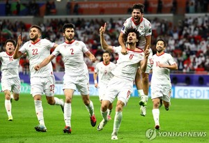 [아시안컵] 돌풍의 타지키스탄, 벤투호 UAE 승부차기로 꺾고 8강행